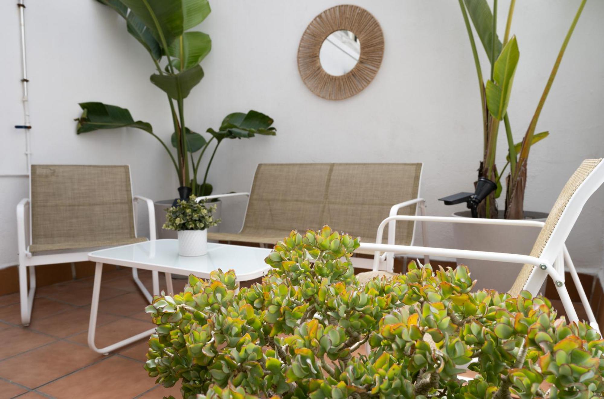 Stylish Apartment With Terrace For Couple Or Family Barcelona Exterior foto